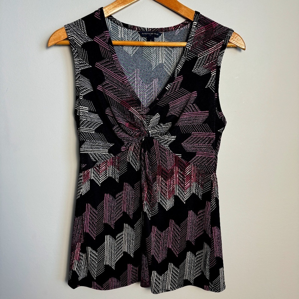 Banana Republic Factory Women's Sleeveless V-Neck Knot Blouse Multicolor Small